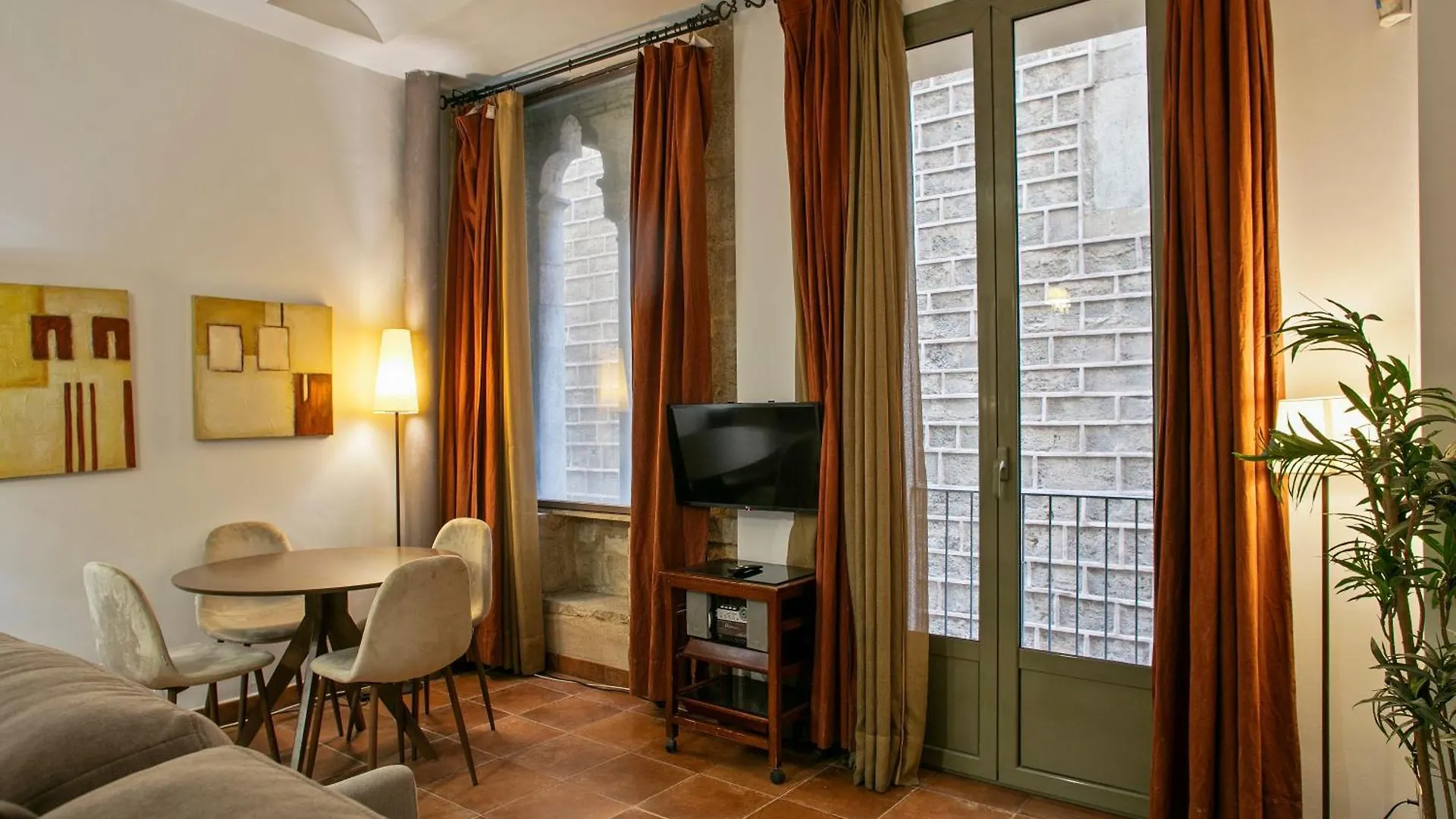 Alcam Dali Apartment Barcelona