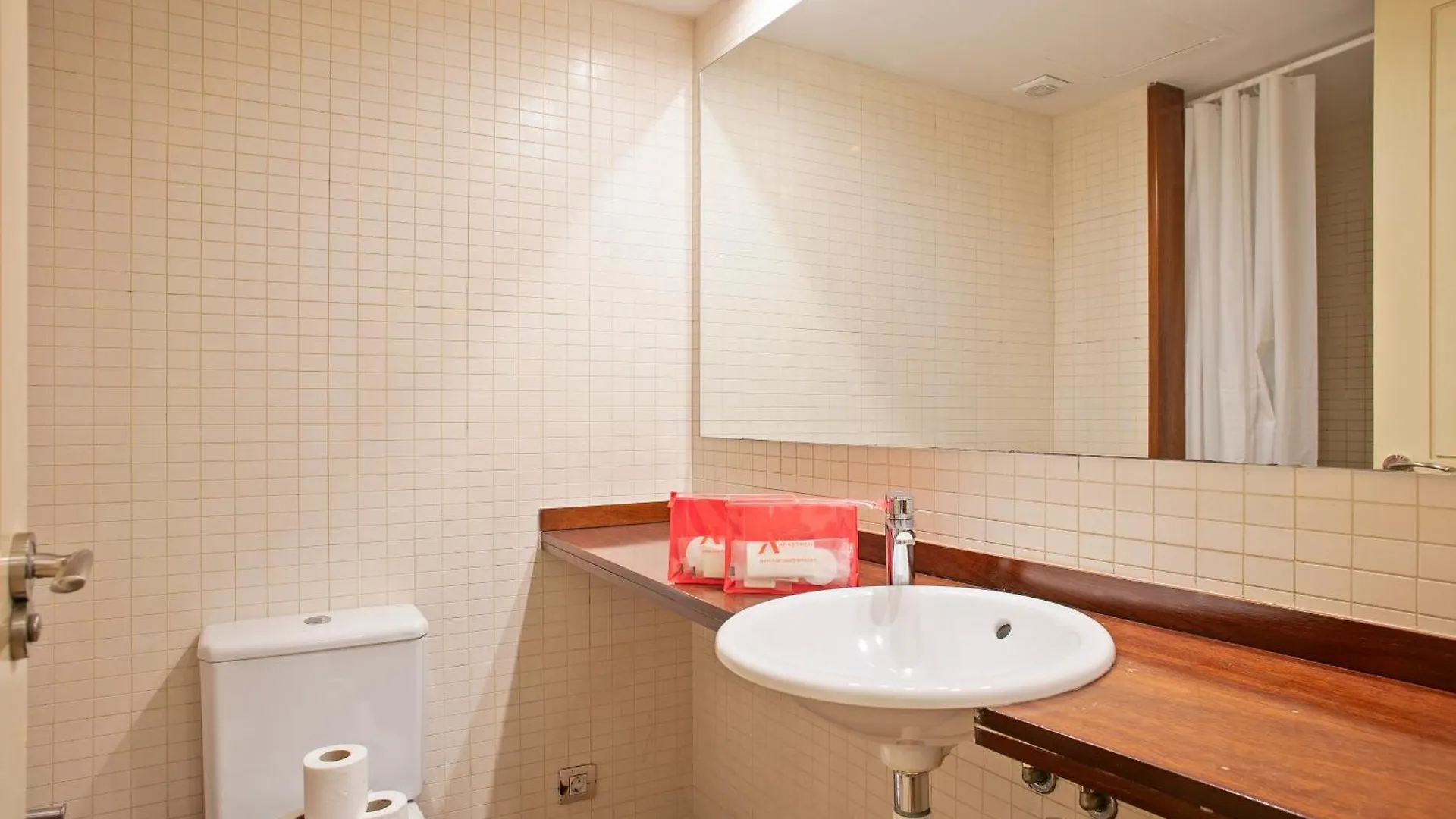 Alcam Dali Apartment Barcelona