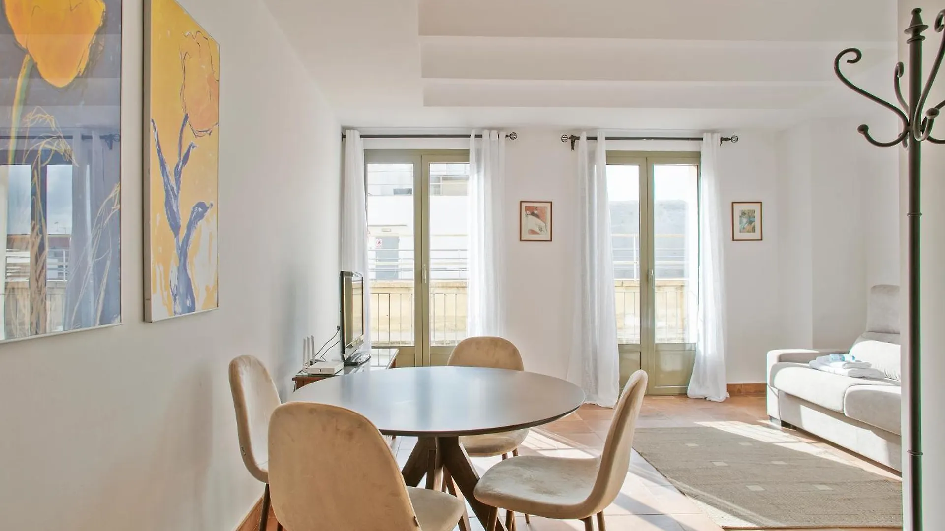 Alcam Dali Apartment Barcelona